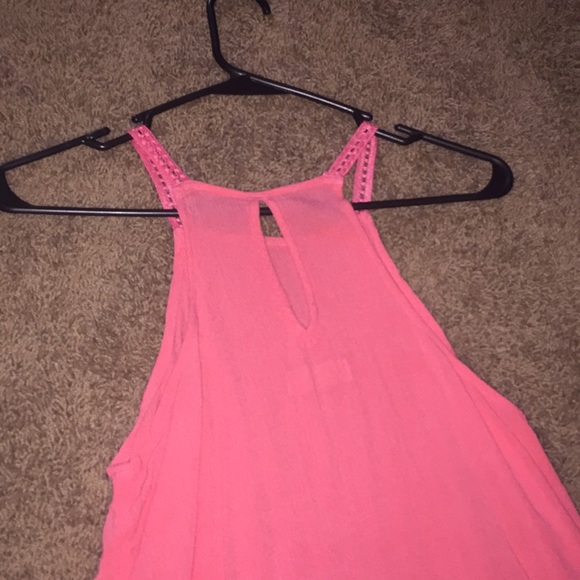 Hollister tank - Picture 4 of 4